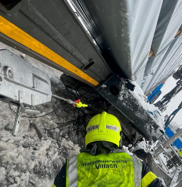LKW Unfall (Bild 2)